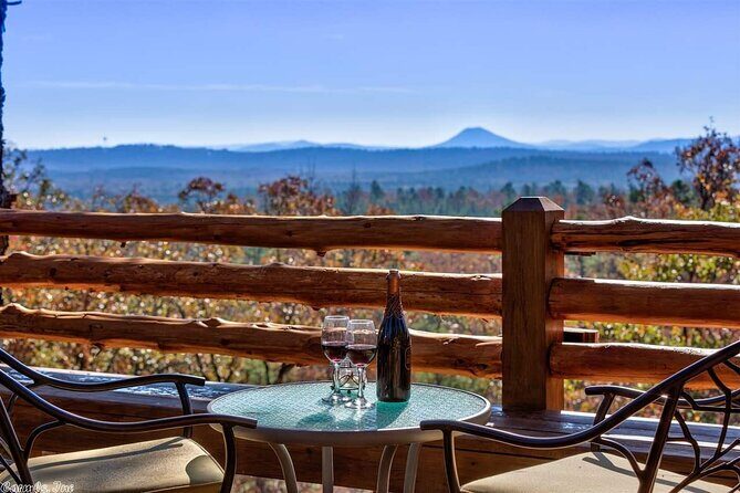 Wine making fun - Art or Chemistry? Date night fun west of Little Rock - Key Points