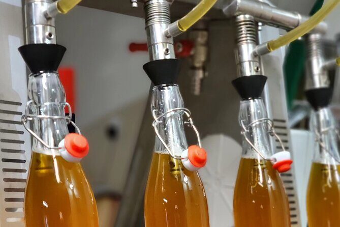 Wine & Mead Tasting, Distillery and Brewery Tour with Lunch - Lunch at Kingman