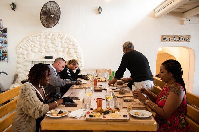 Wine tasting and Carving lesson in Santorini - FAQ