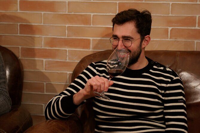 Wine Tasting Class: Tour de France in Nice City Centre - Group Size and Atmosphere