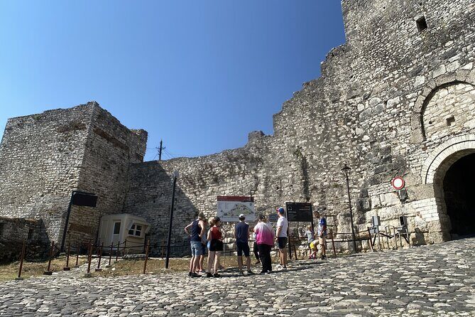 Wine Tasting day in Berat (Visit to the Berat Castle & Lunch included) - The Full Experience: What to Expect