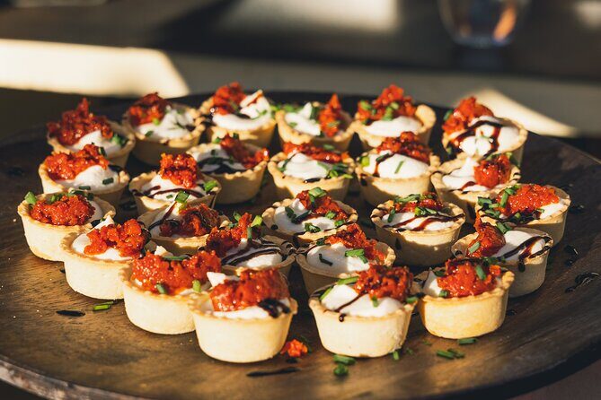 Wine Tasting Experience with a Professional Sommelier in Valencia City Center - The Tasting Itself: A Closer Look