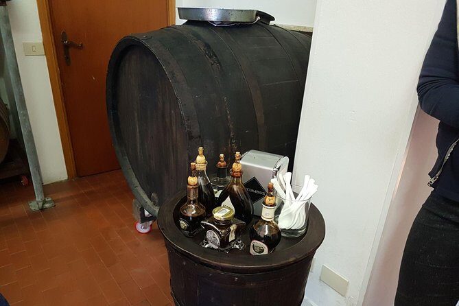 Wine tasting in Chianti, visiting Castellina, in Tuscany from Rome - The Landscape and the Experience