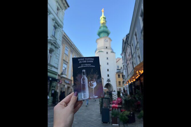 Wine Tasting IN THE DARK! - Group Size and Atmosphere