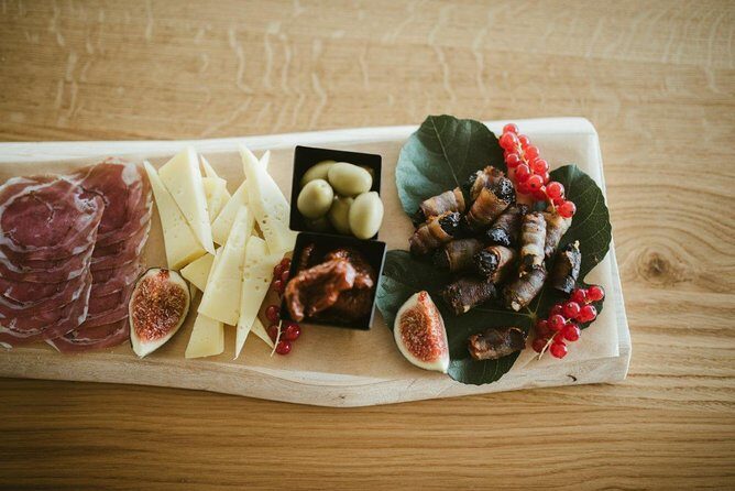 Wine Tasting with Pairing Snacks in Vipava Valley - Deep Dive into the Experience