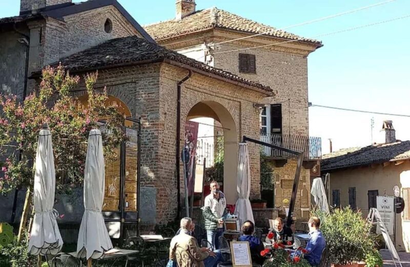 Wine Tasting with Snacks in Neive, the heart of Langhe - Wine Tasting with Snacks in Neive, the heart of Langhe