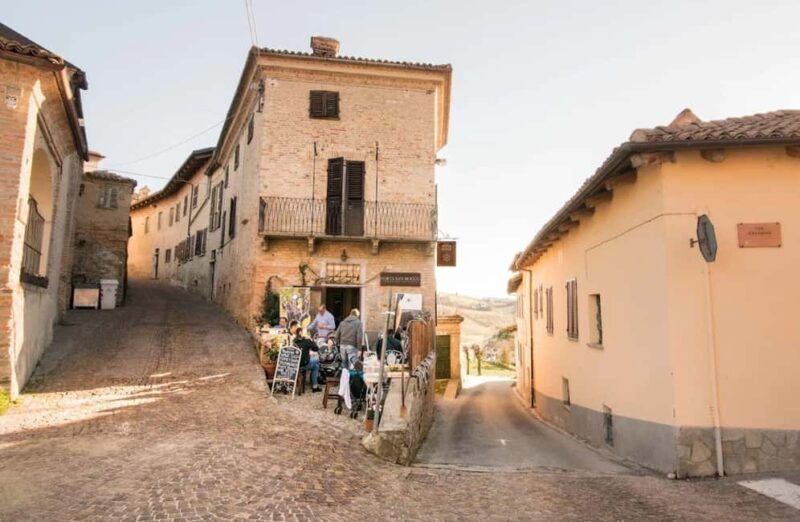 Wine Tasting with Snacks in Neive, the heart of Langhe - The itinerary: a simple but satisfying journey