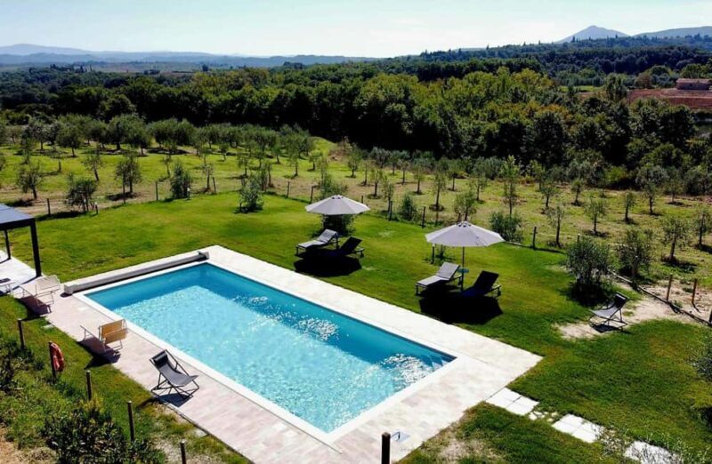 Winery Tour with Wine & Food Tasting in Montepulciano - Key Points