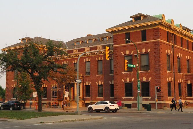 Winnipeg's Wealthy Beginnings: a Smartphone Audio Walking Tour - Is This Tour Worth It?