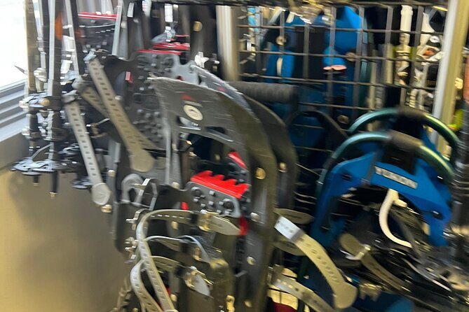 Winter Hiking Set for Snowshoes and Trek Poles - What You Can Expect from This Snowshoe Rental Experience