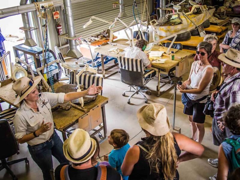 Winton: Age of Dinosaurs Museum Half Day Guided Transfer - Why Do Tourists Love This Experience?