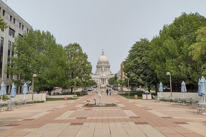 Wisconsin's Madtown: A Madison Self-Guided Walking Tour - Exploring Madison on Your Own Terms