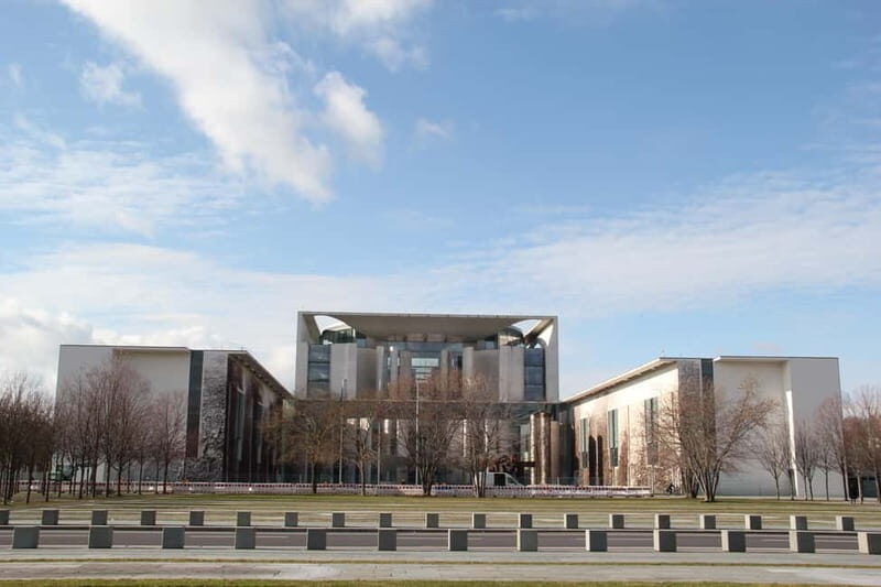 With Reichstag roof-terrace: Insider Parliament tour - An In-Depth Look at the Experience