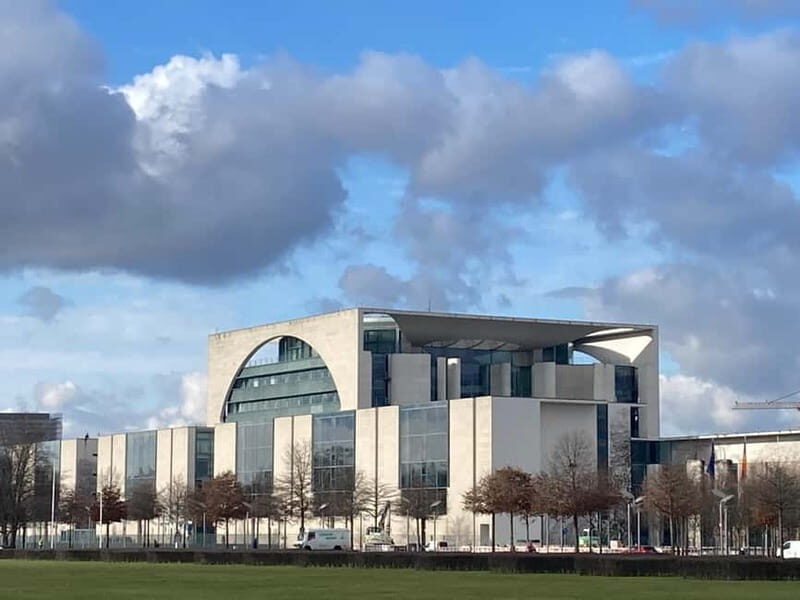 With Reichstag roof-terrace: Insider Parliament tour - FAQs