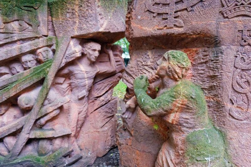 Women of Berlin: A Walking Tour Through Berlin Mitte - Pricing and Value