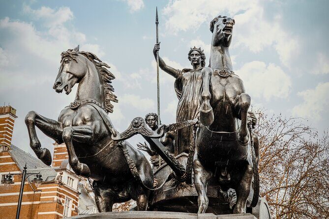 Women Of Westminster Walking Tour - Trafalgar Square