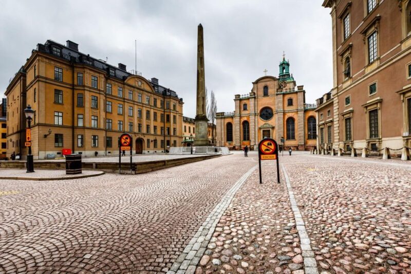 World War II Stockholm Old Town Walking Tour and Army Museum - Final Thoughts
