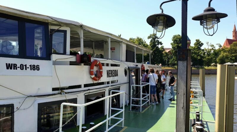 Wrocaw: Boat cruise with a licensed guide (1 hour) - What’s It Like to Take the Wrocław Boat Cruise?