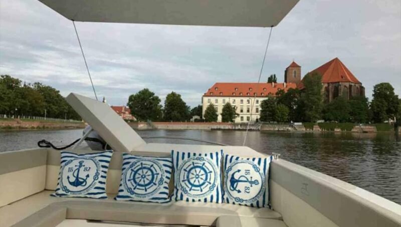 Wrocaw: Solar gondola cruise on the Oder with a guide - Who Should Consider This Tour?