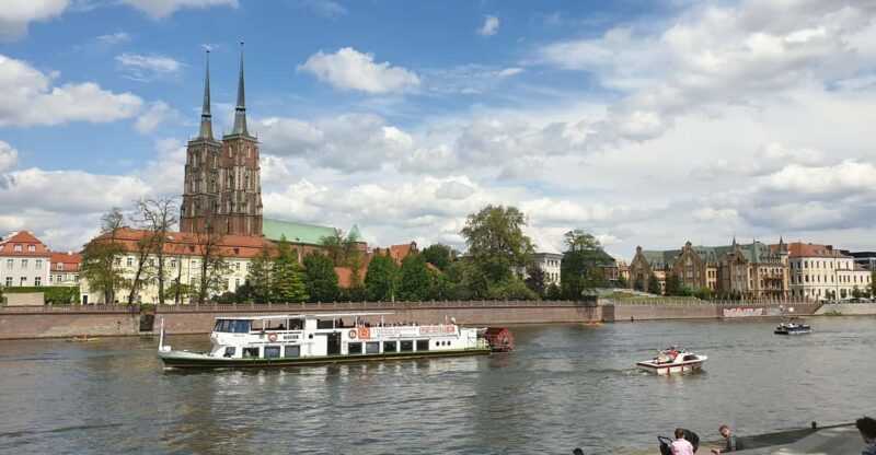Wrocaw: Venice of the North! Monuments on the Odra River 2h - An Honest Breakdown of the Wrocław River Tour