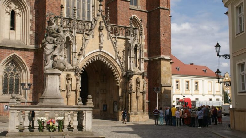 Wroclaw: 2-Hour Private E-Bus Tour for small groups/4 places - How Travelers Rate It