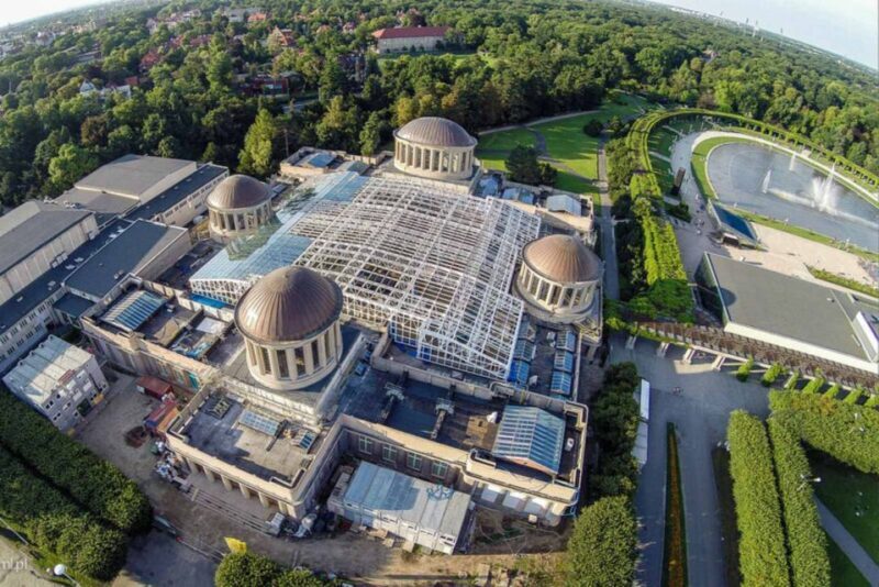 Wroclaw: 2-Hour Tour by Electric Car with a driver-guide - The Itinerary in Detail