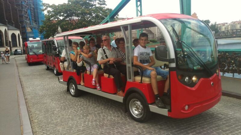 Wroclaw: 2-Hour Tour by Electric Car with a driver-guide - FAQ