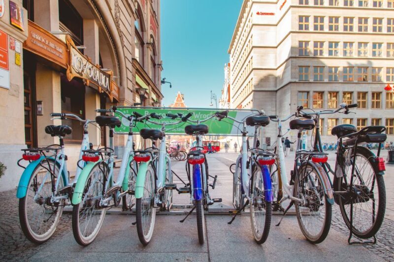 Wroclaw: 3-Hour Bike Tour in English or Polish - Exploring Wroclaw on Two Wheels: What to Expect from the Tour