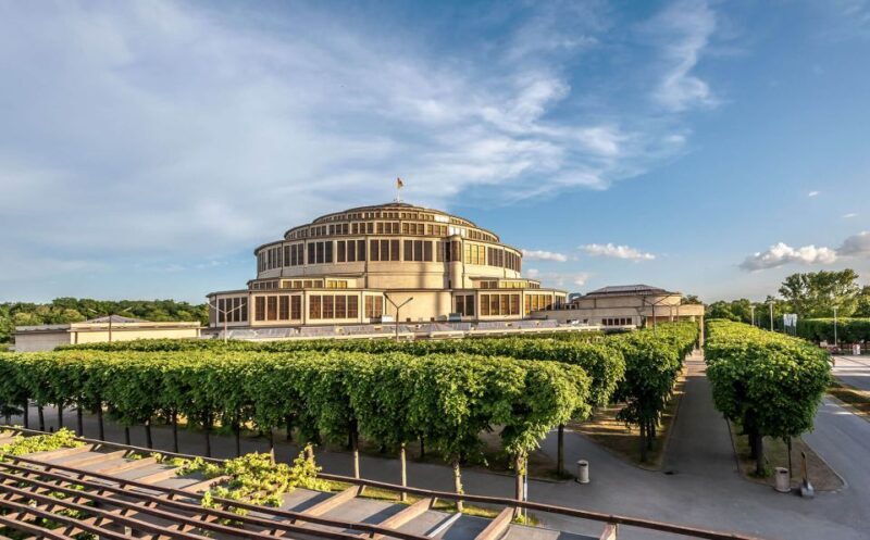Wroclaw: City of 100 Bridges 4-Hour Private City Tour - Racławice Panorama: A Monumental Art Piece