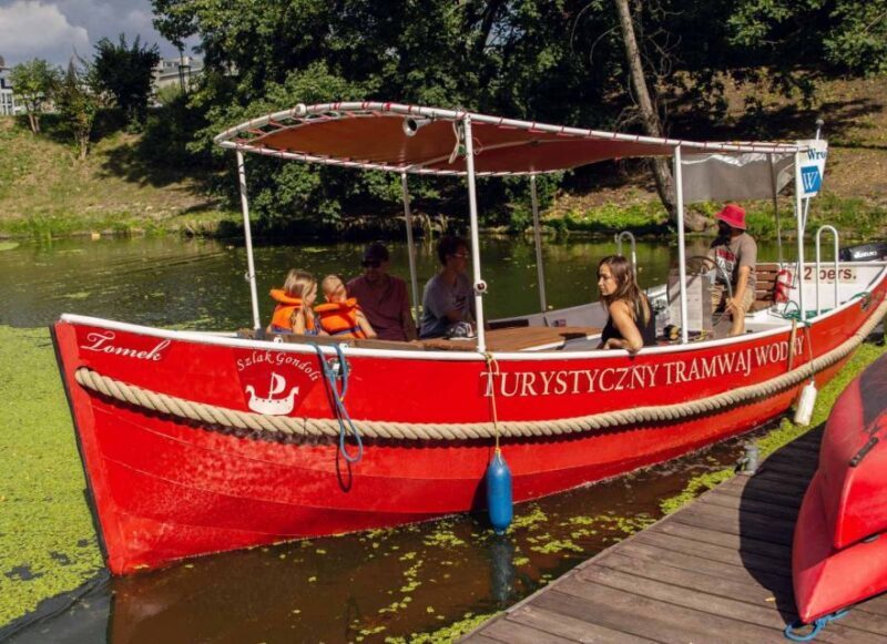 Wroclaw: Old City Walk and Cruise with Small Gondola - A Closer Look at the Experience