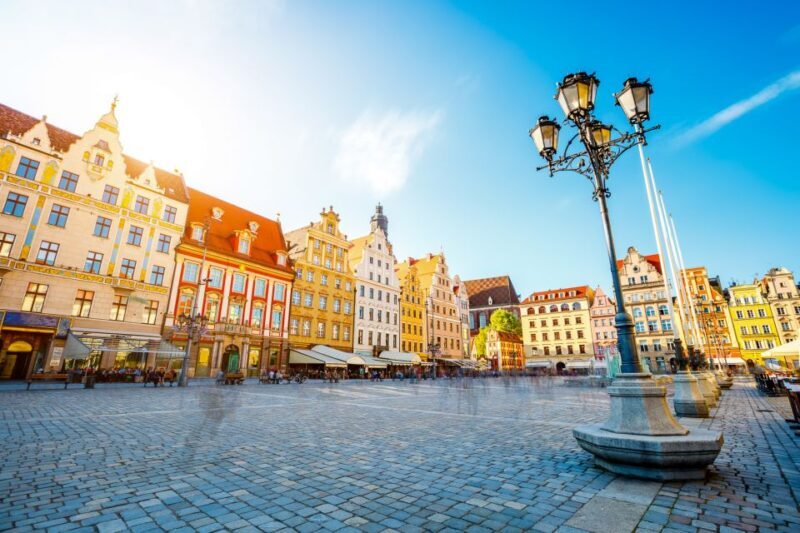 Wroclaw: Private Old Town Guided Walking Tour (2 h) - Key Points