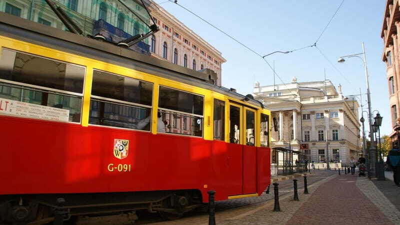 Wroclaw: Private Tour by smal Historic Tram 1,5h 13-16 seats - The Experience in Detail
