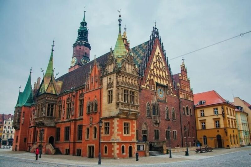 Wroclaw : Walking Custom Tour with a Local Guide - A Deep Dive into the Wroclaw Walking Tour