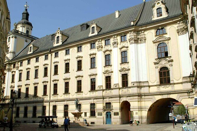 Wroclaw with licensed guide, 2 hours, professional and humorous! - Key Points