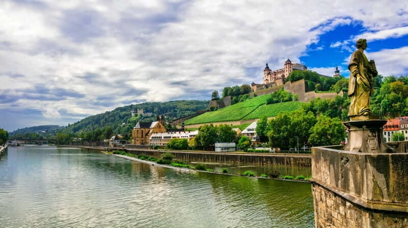 Würzburg: 2-hour Best Intro Walking Tour with a Local - Why This Tour Might Be Perfect for You