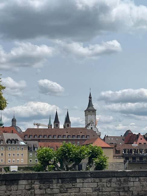 Würzburg Old Town Tour with Wine Tasting on the Old Main Bridge - Practical Details and Considerations