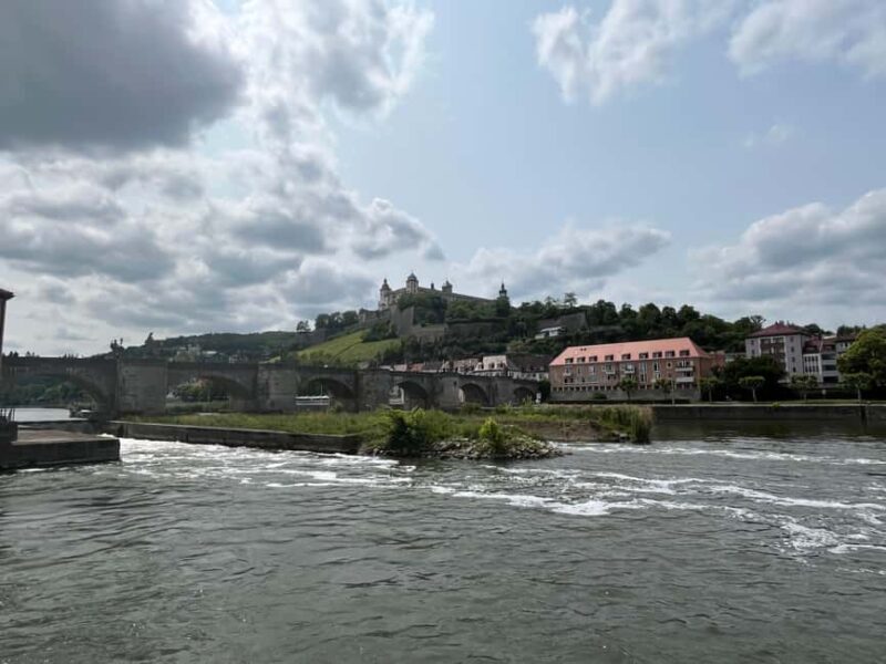 Würzburg Old Town Tour with Wine Tasting on the Old Main Bridge - Who Is This Tour Best For?