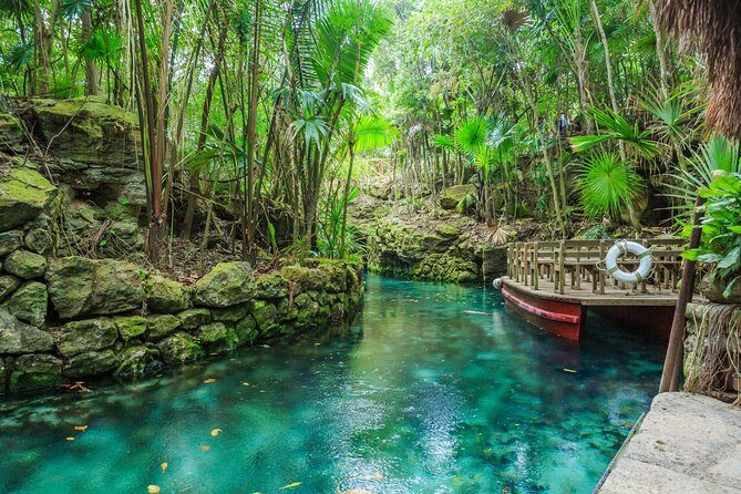 Xcaret Aquatic Theme Park Private 12 hrs Trip from Cancun by van - Pros and Cons Summary