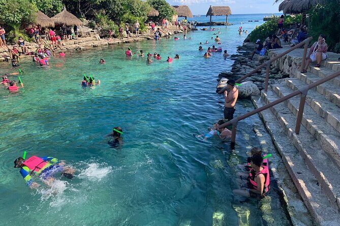 Xcaret Natural and Ecological Park with Buffet and Night Show - Key Points