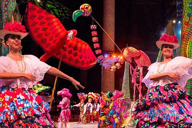Xcaret Park, Buffet & Night Show! Roundtrip from Cancun - Who Is This Tour Best For?
