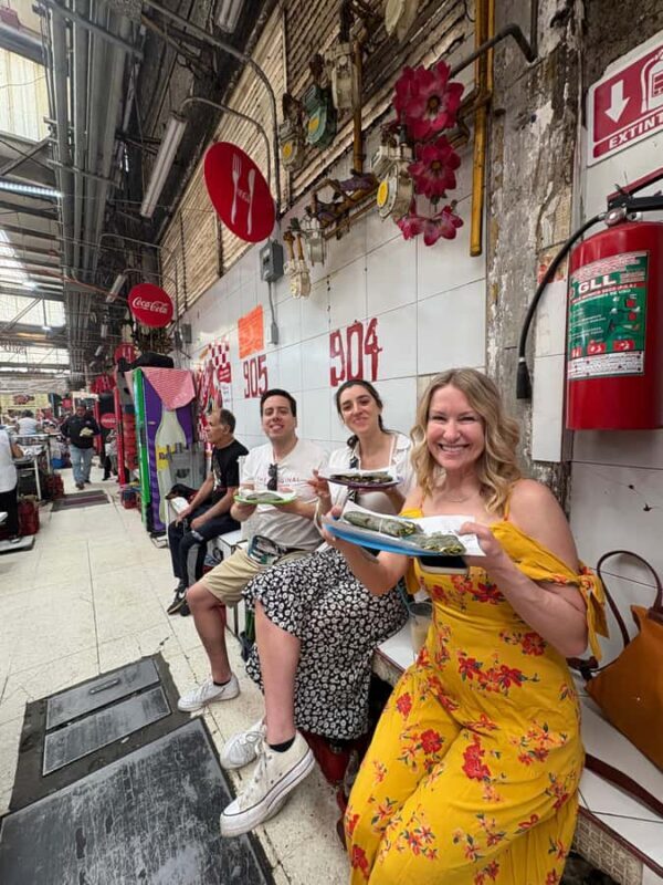 Xochimilco: Food and Trajinera Ride with Local Women - Scenic Waterways and Family Life