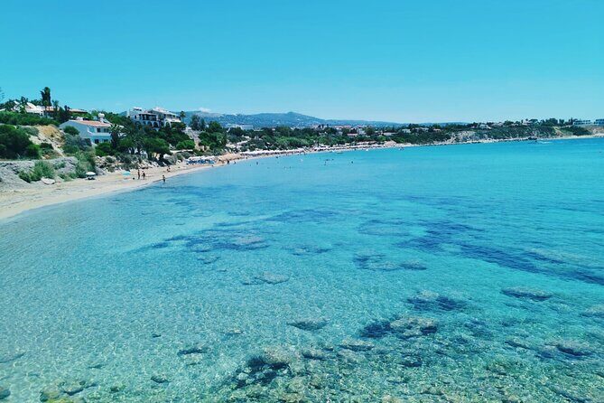 XploreMe! - Coral Bay Scavenger Hunt Outdoor Activity - Key Points