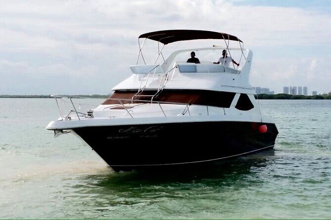 Yacht 48ft Rental in Cancun for up to 15 people - Authentic Guest Perspectives