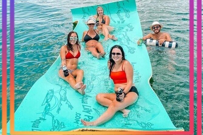 Yacht Celebration! (Restroom/Kitchen/AC & Bed on Board) - Meeting and Boarding Logistics