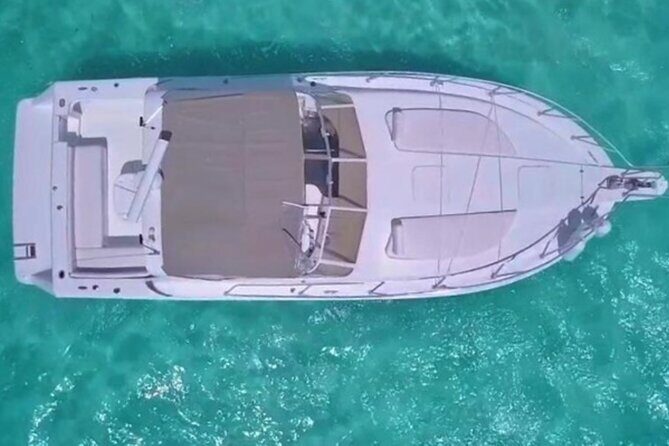 Yacht experience in Cancun: cruise, swim and sunset views - What’s Included and What’s Not?