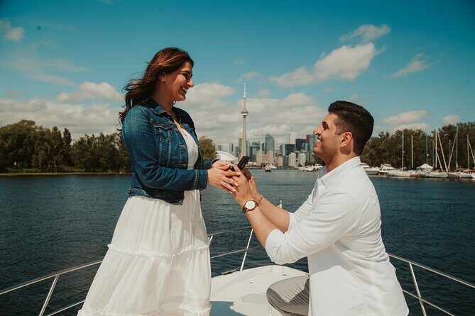 Yacht Proposal Package with decoration and Prosecco (2 hours) - Who Is This Tour Best For?