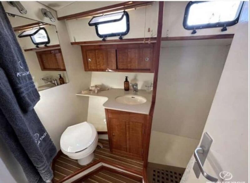 Yacht tour of Cabo de Gata with aperitif included - Exploring Cabo de Gata by Yacht: A Relaxing, Scenic Ride with Snacks Included