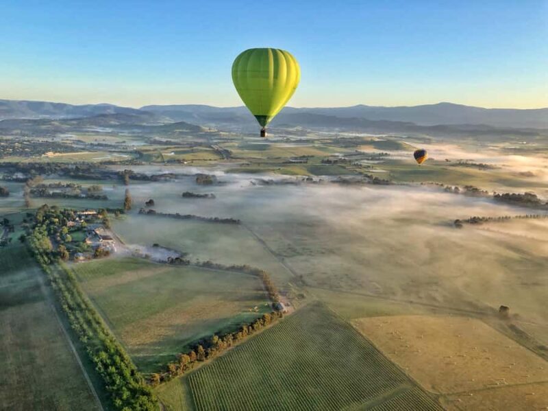 Yarra Valley: Hot Air Balloon Flight & Buffet Breakfast - The Experience in Detail