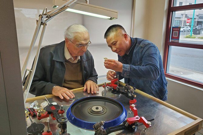 Yellowknife Bucket List City Tours - FAQs