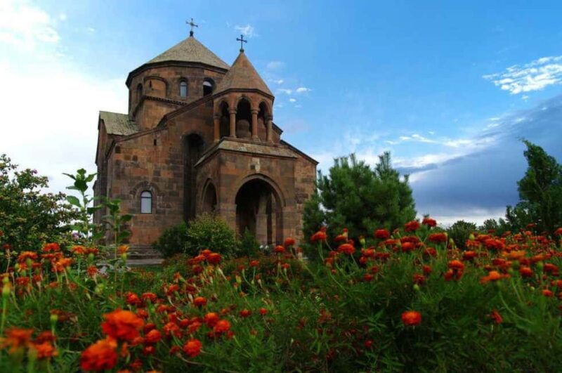 Yerevan: Echmiatsin St. Hripsime/Gayane, City tour Zvartnots - A Closer Look at the Experience